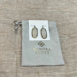 Kendra Scott Antique finished earrings